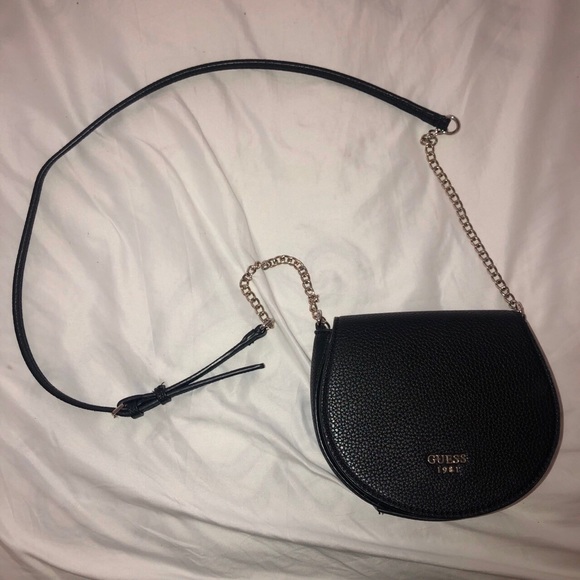 Guess Bag - Picture 1 of 3
